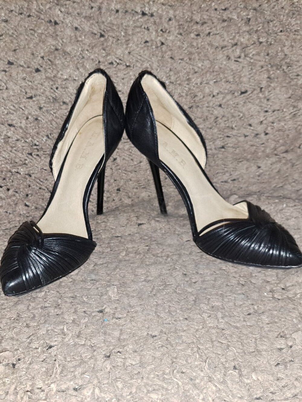 L.A.M.B.-Warner-D'orsay Black Stiletto-Leather Twist Knots-Sz 5.5-Near Mint - Picture 4 of 8